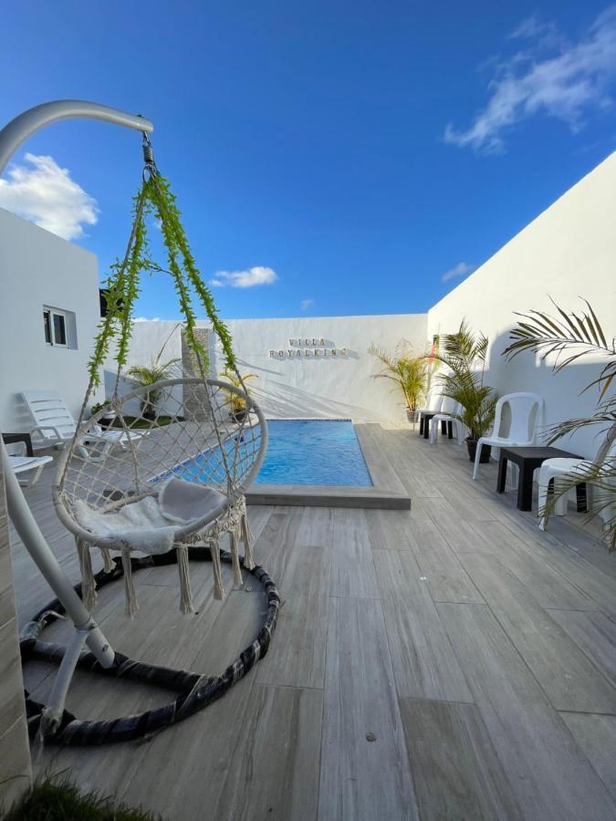 Con Piscina Y Jacuzzi En Villa Punta Cana